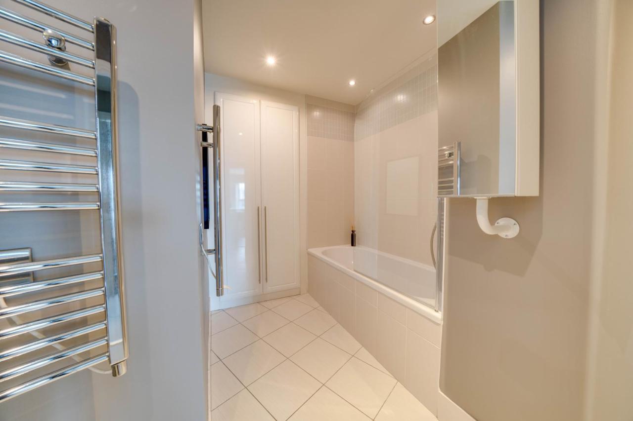 Tallest Building In The City Centre Sleeps 5 Incredible City Mountain And Lagan Views Belfast Esterno foto