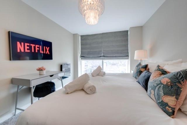Tallest Building In The City Centre Sleeps 5 Incredible City Mountain And Lagan Views Belfast Esterno foto